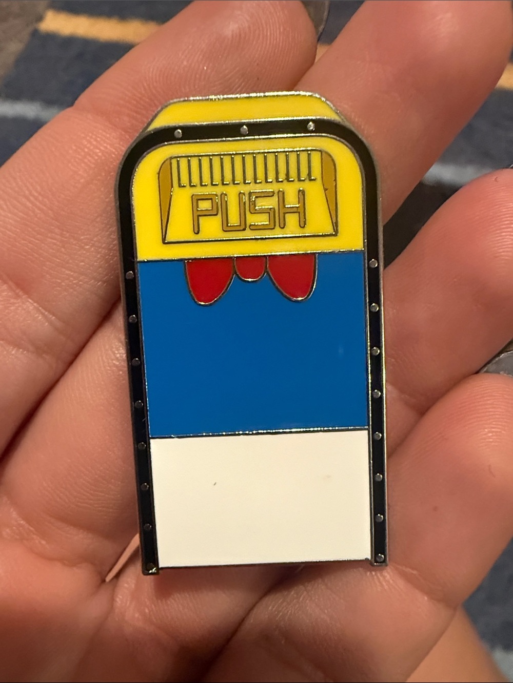 Disney Character trash bins Donald Duck enamel pin
